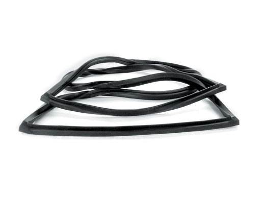 Channel 1955-1956-1957 Nomad Rear Glass