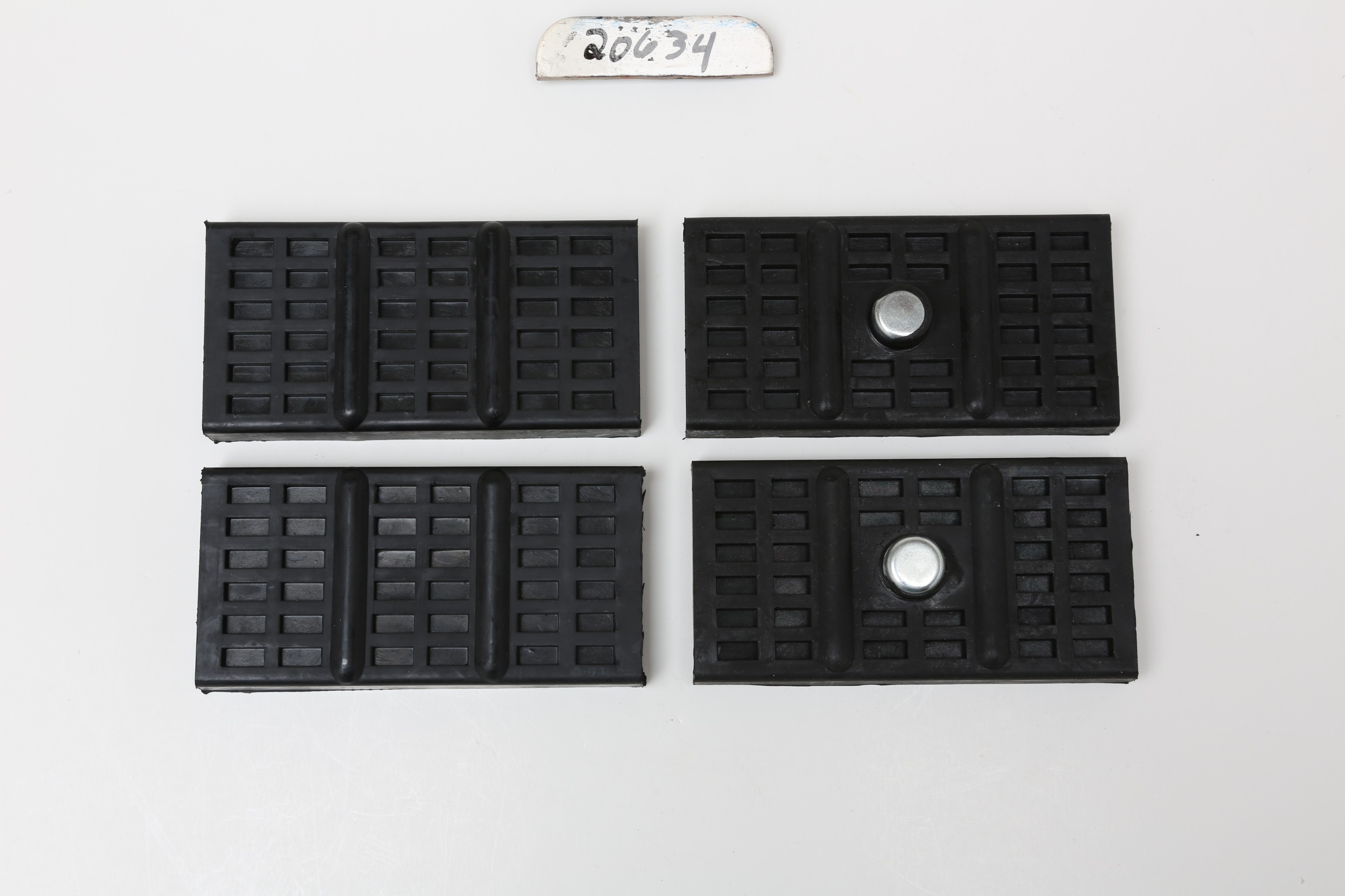 1967-1968-1969 CAMARO MONO-LEAF SPRING PAD KIT