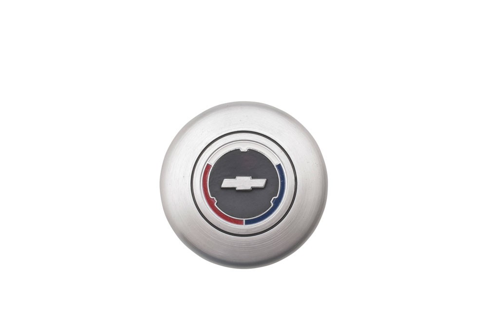 Button 67-9 Wood Wheel Horn