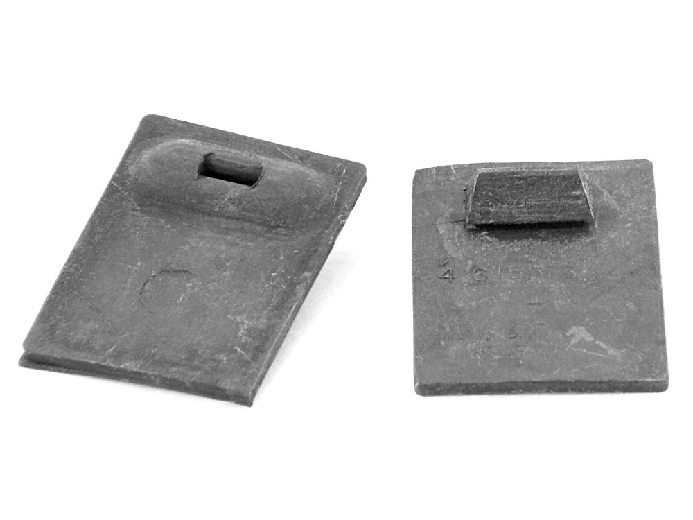 Plugs 1955-1956-1957 Rear Panel