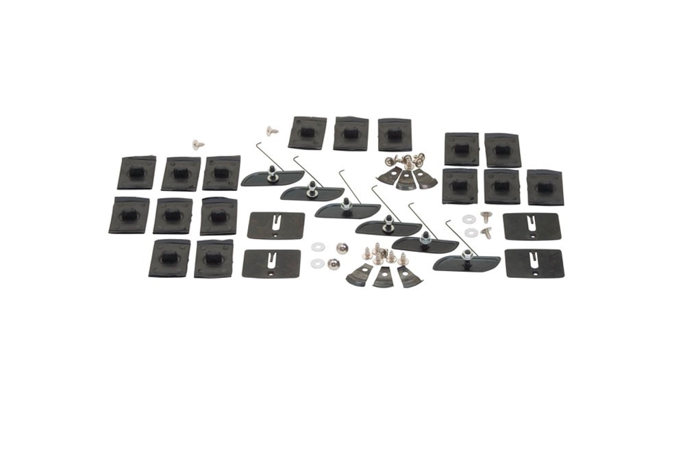 Clip Set 70-2 Monte Carlo Lower Molding