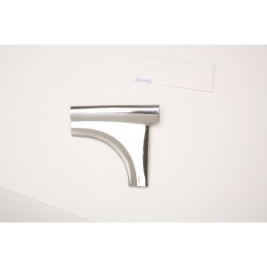 CORNER WINDSHIELD MOLDINGS