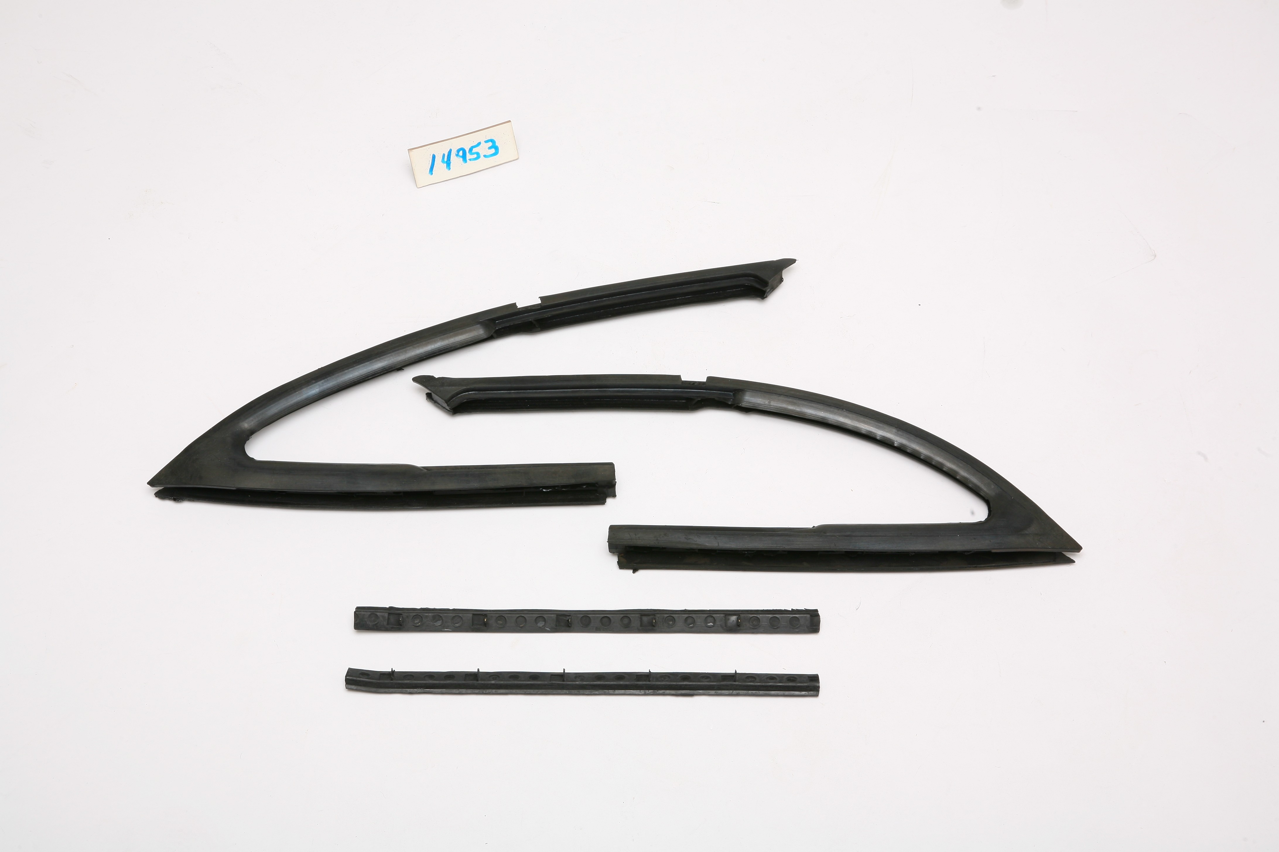 Seals 1963-1964 Impala Sedan Vent Window